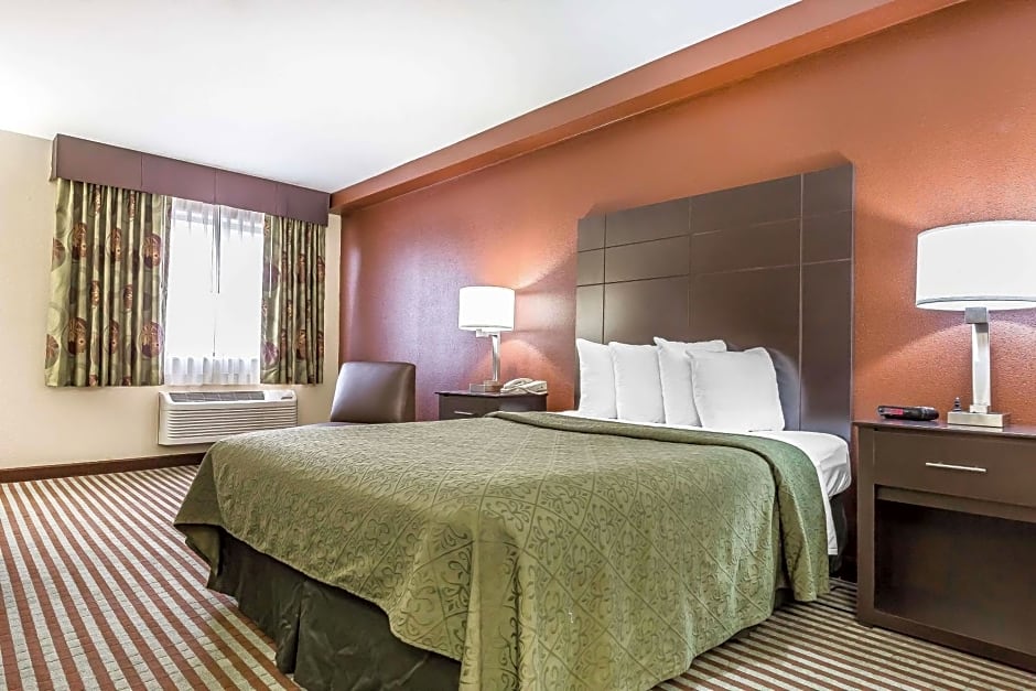 Quality Inn Mount Vernon, IL