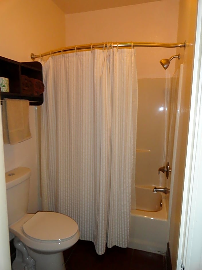 Americas Best Value Inn Brownsville