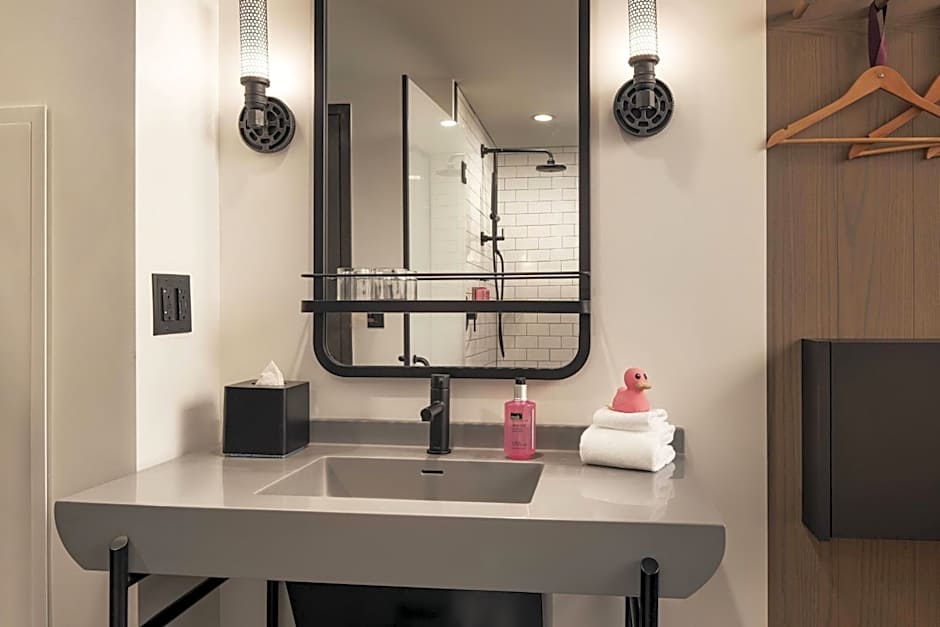 Moxy Louisville Downtown