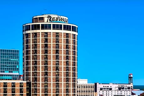 Radisson Hotel Duluth-Harborview