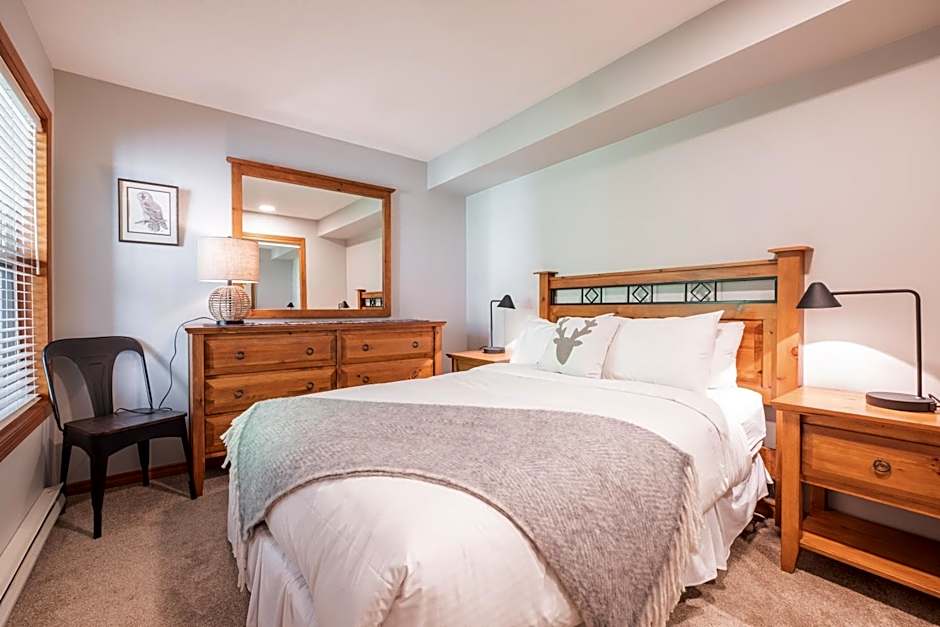 Arrowhead Point by Outpost Whistler