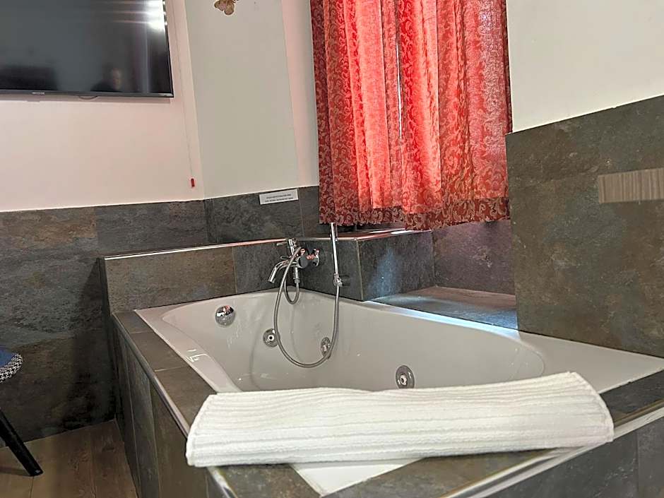 Poste Regie - Milan Guest House