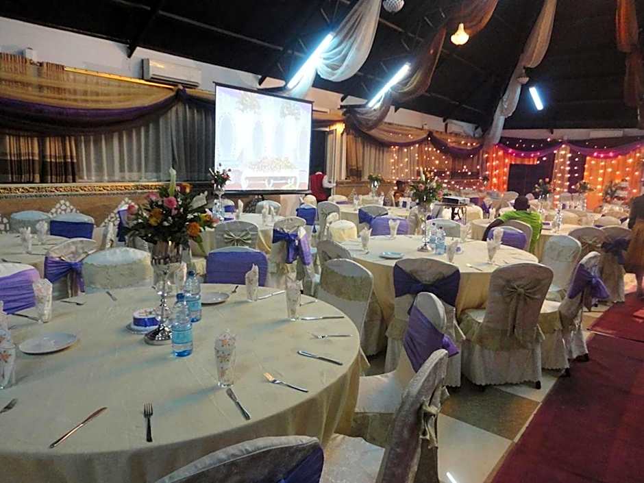 Urban Rose Hotel & Apartments