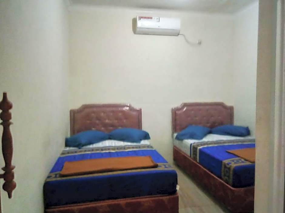 Penginapan Karanglaut Sayangheulang