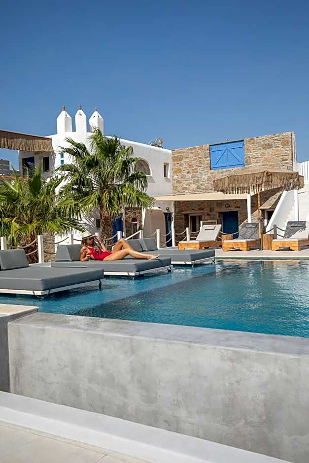 Alexandros Mykonos