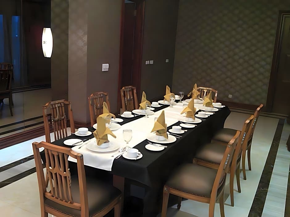 Sutan Raja Hotel & Convention Centre Manado