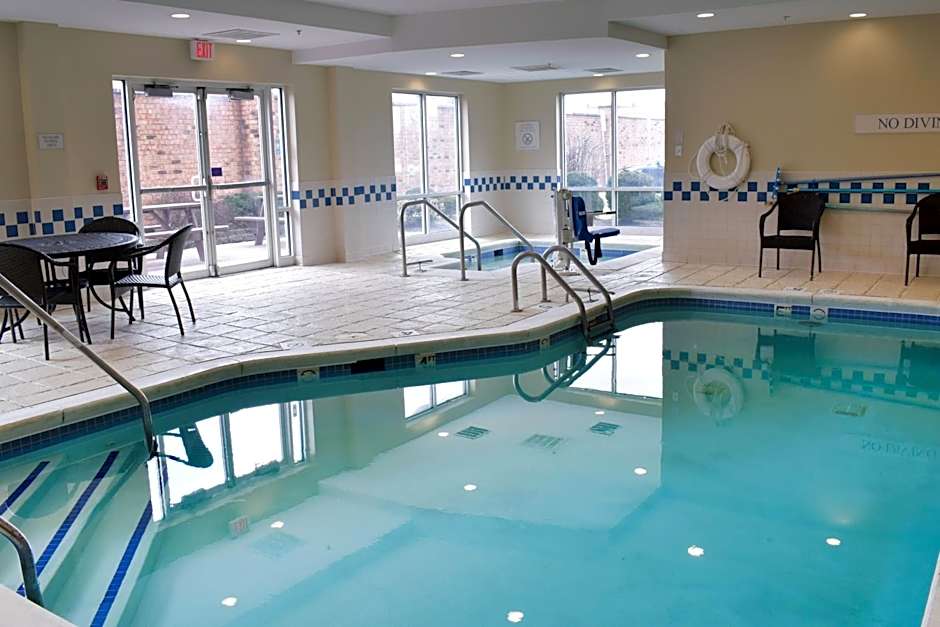 Fairfield Inn & Suites by Marriott Indianapolis East