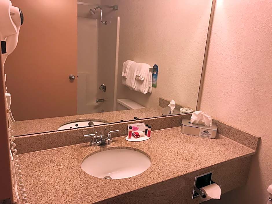 Days Inn by Wyndham Kirksville