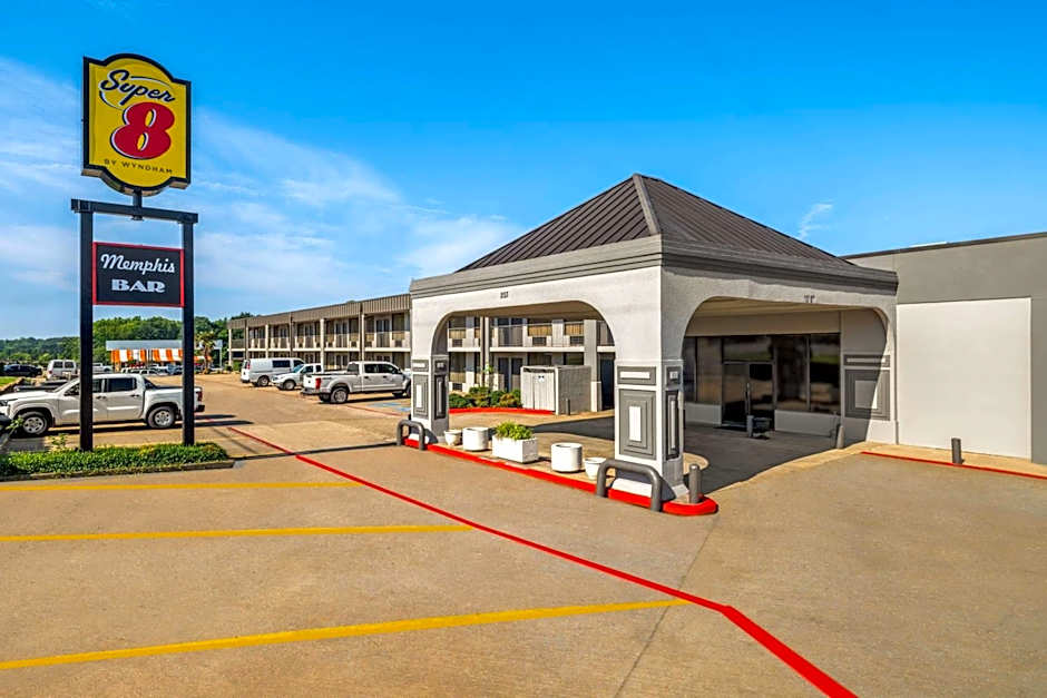 Super 8 by Wyndham Longview/North