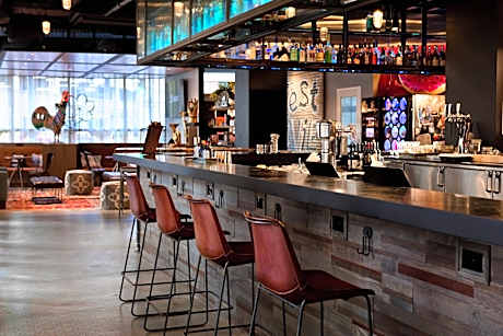 Moxy by Marriott New Orleans Downtown/French Quarter Area