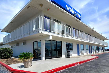 Motel 6-Galveston, TX
