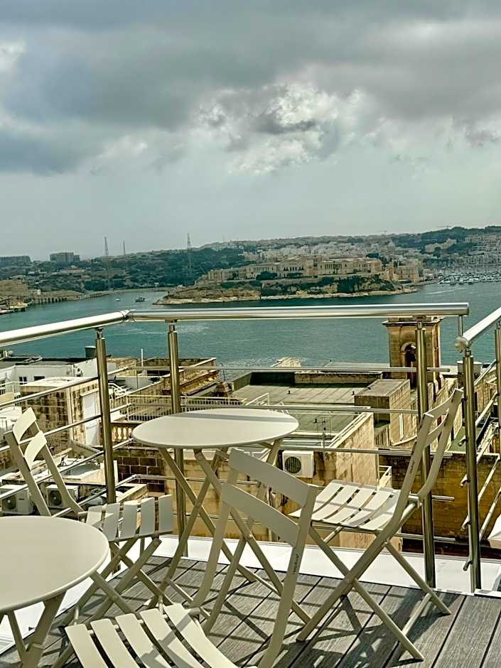 Paulos Valletta