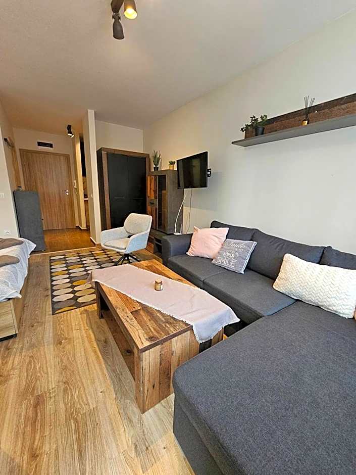 Bright & Cozy Studio E27 in Borovets Gardens