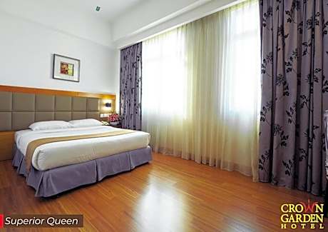 Superior Queen Room