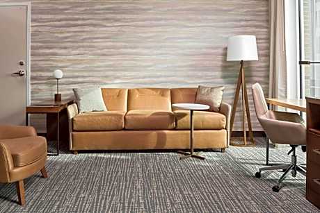 King Studio with Sofa Bed