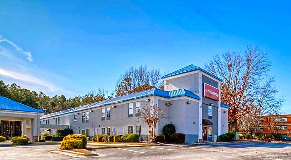Econo Lodge Raleigh near Walnut Creek Amphitheatre