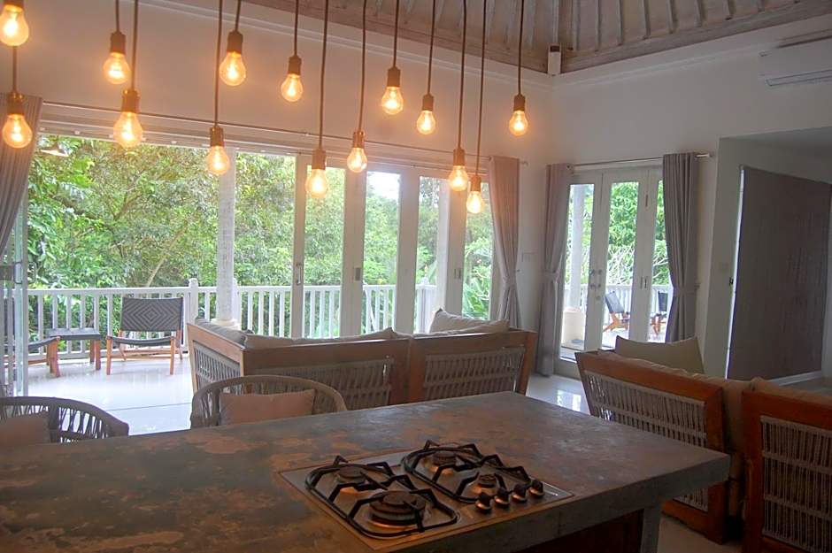 Balian Bliss Retreat Bungalow & Villas