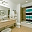 Beach House Inn & Suites