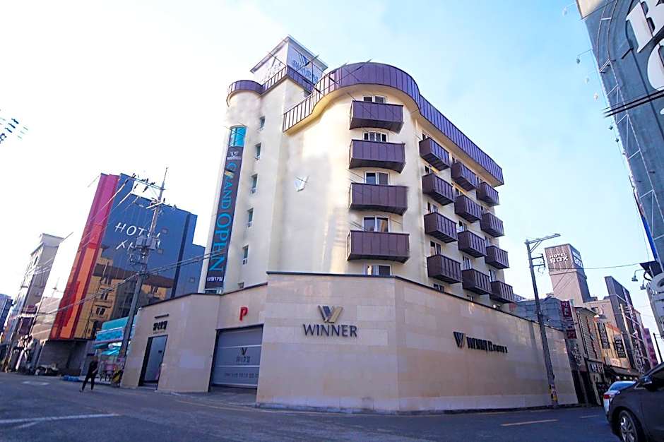 Winner Hotel