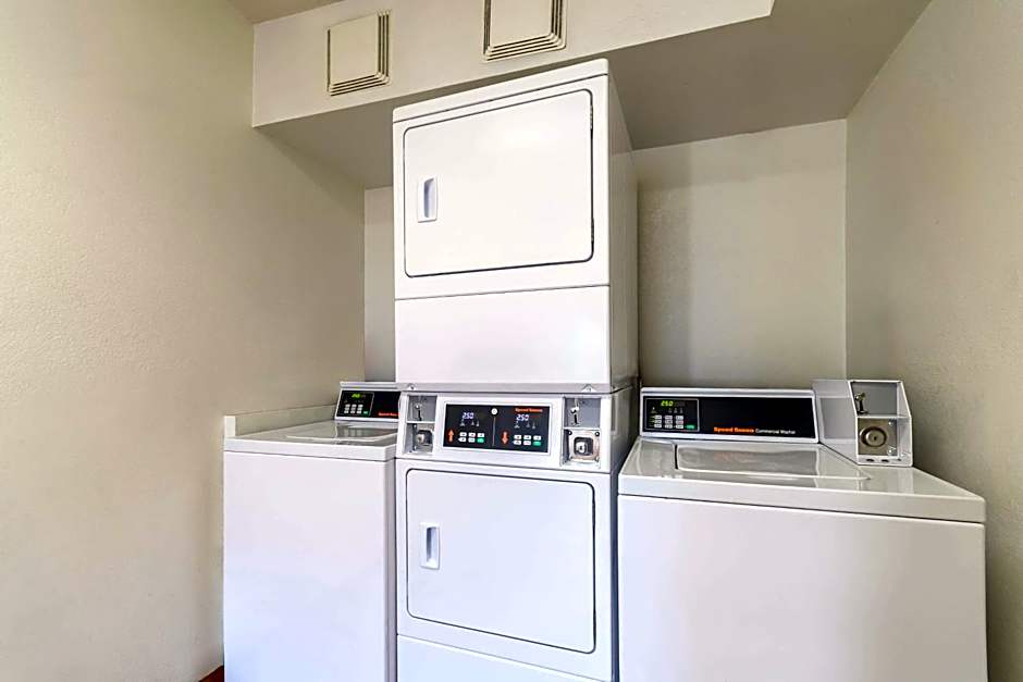 Motel 6-San Jose, CA - Convention Center