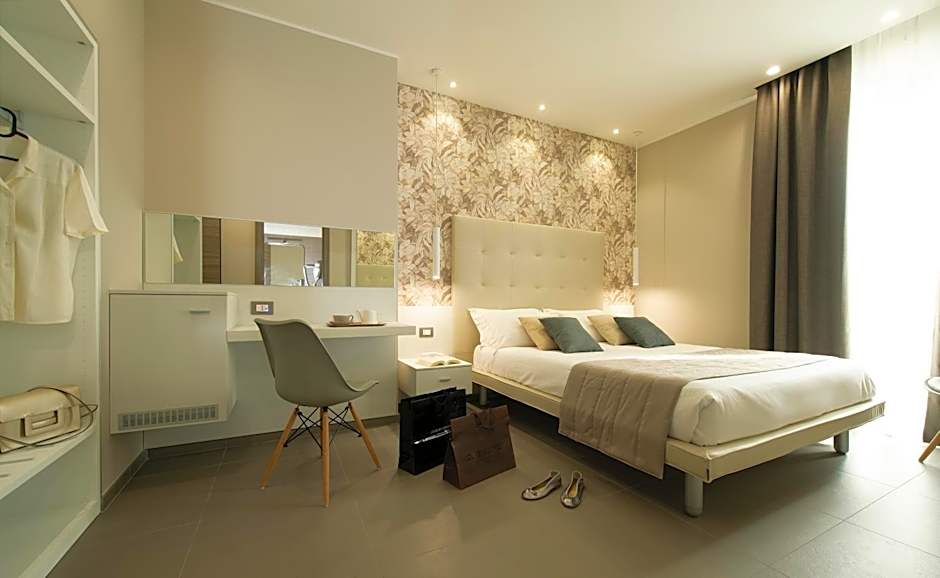 HOTEL H21