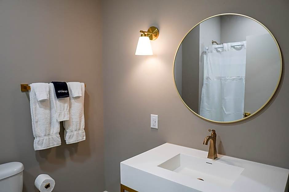 Hotel Whiskey in Pascagoula