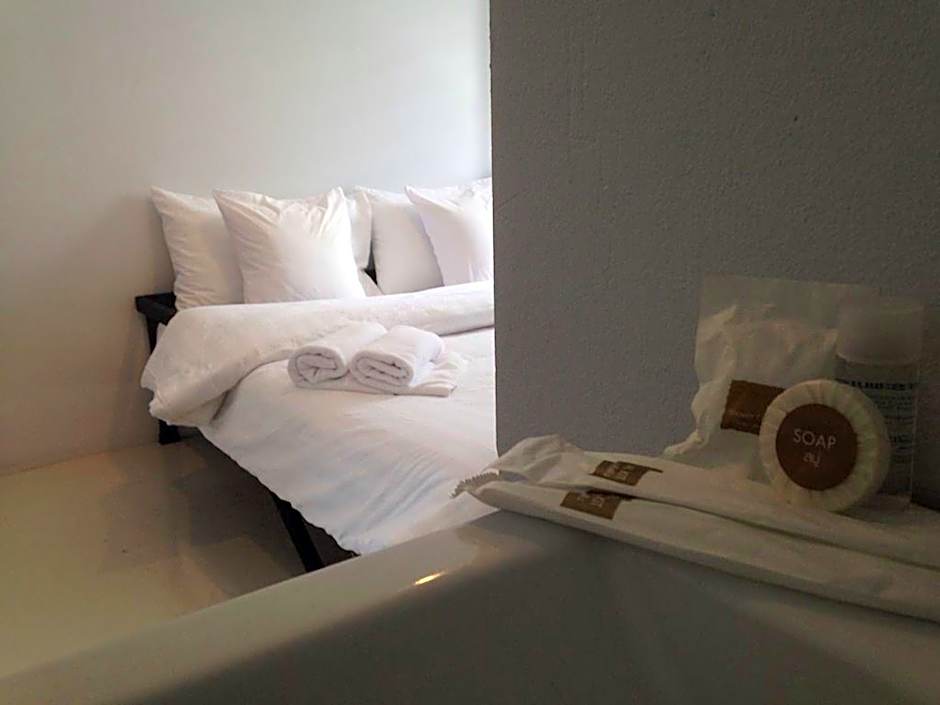 Rin Guesthouse - Pracharak Rd.