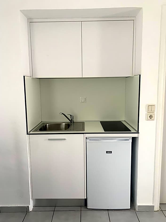 Astra Hotel Apartments