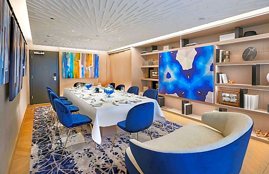 Hilton London Heathrow Airport