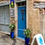 La Porte Bleue