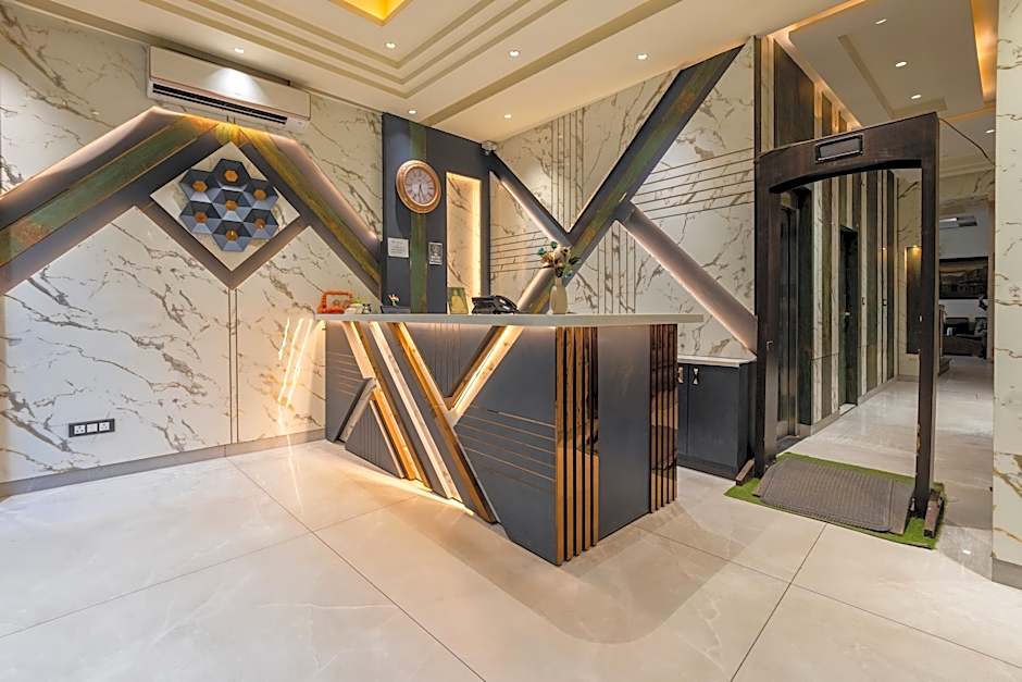 Hotel Golden Wings