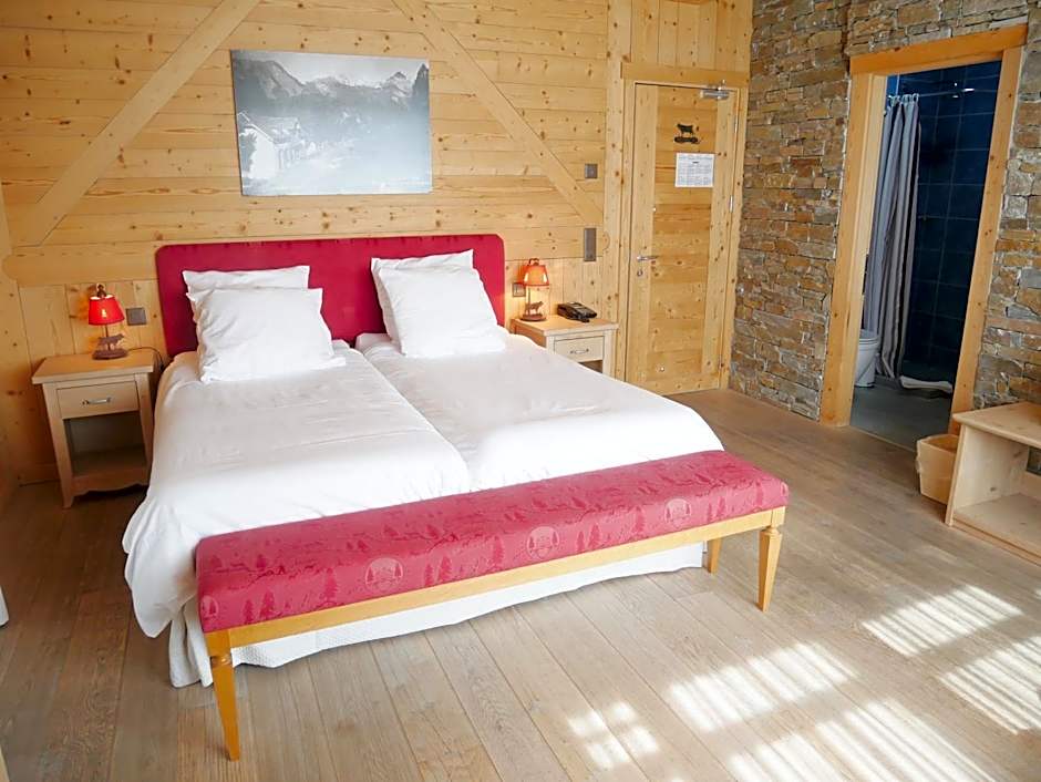 Between Boutique Hotel