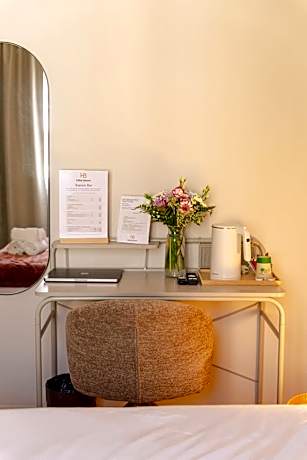 Triple Room - Fifth Floor