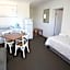 Hawks Nest Motel
