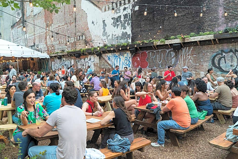 Sosuite at French Quarters - Rittenhouse Square