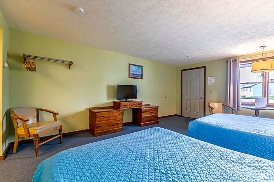 Inn Between the Beaches & Villager