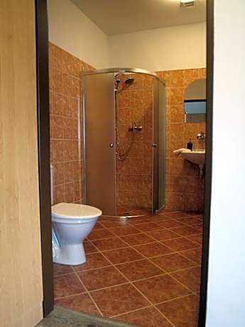 Apartment with Shower