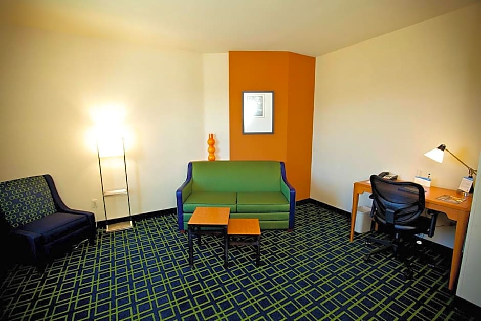 Fairfield Inn & Suites by Marriott Santa Maria