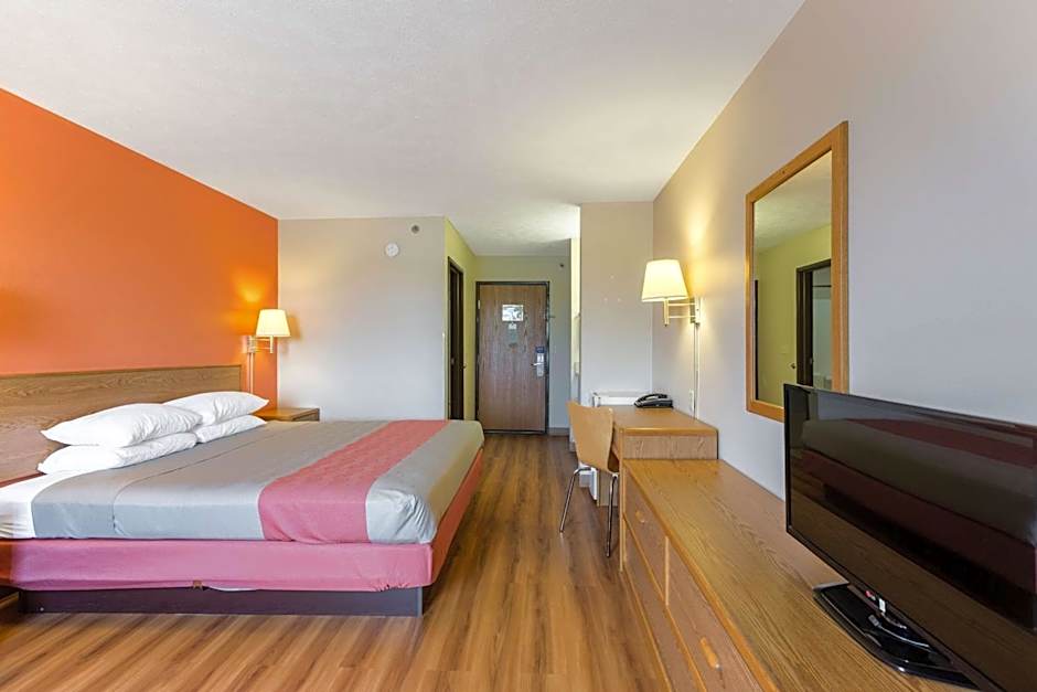 Motel 6-Percival, IA