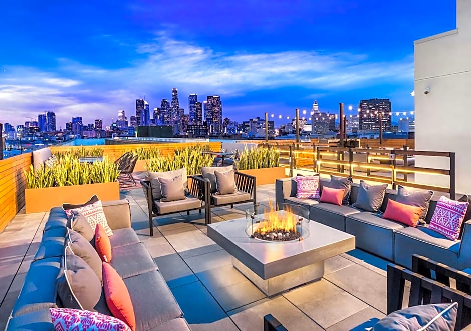 SuitesRUs Apart Hotel near Dodgers Stadium