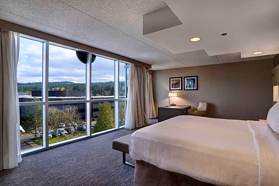 Embassy Suites by Hilton Seattle Bellevue