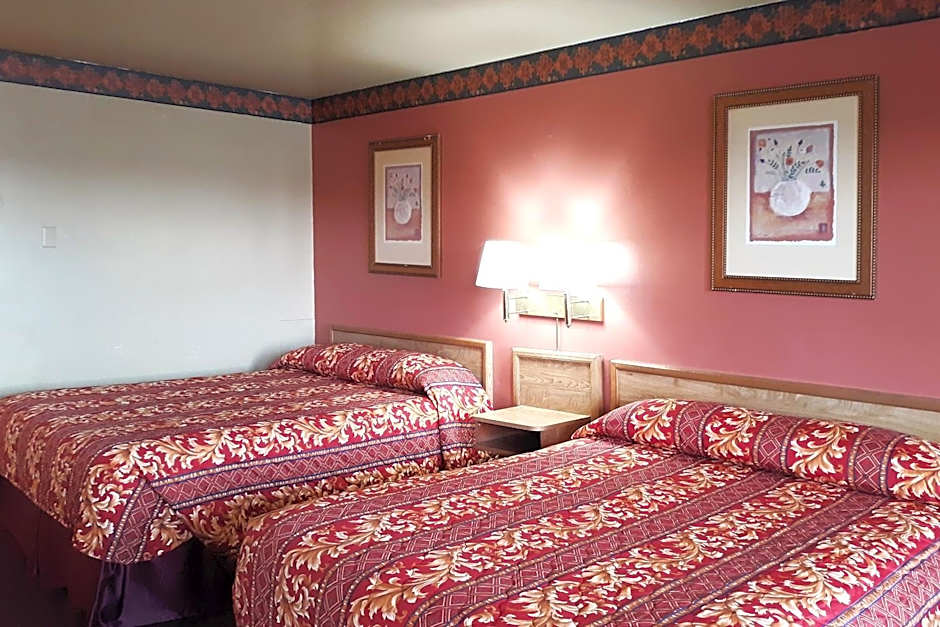 OYO Hotel Kings at Clovis