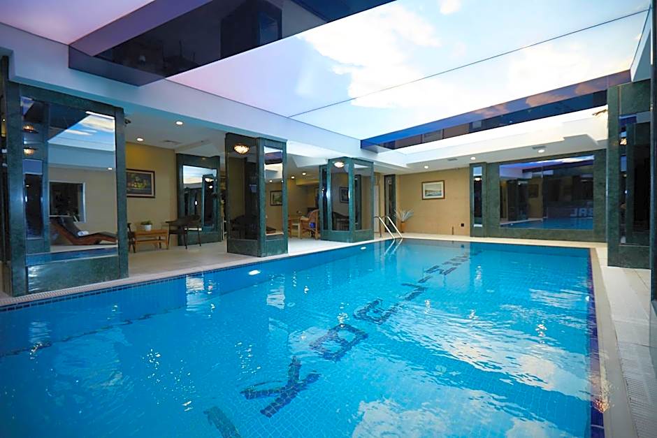 Ilkbal Deluxe Hotel Istanbul