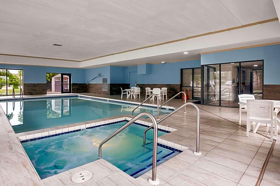 Best Western Waukesha Grand