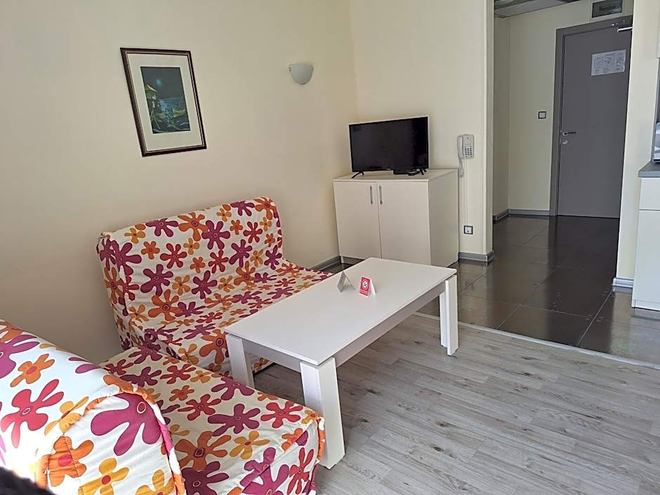 Mariner's Hotel - Self Catering - Adults Only