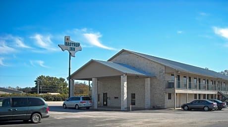 Bastrop Inn