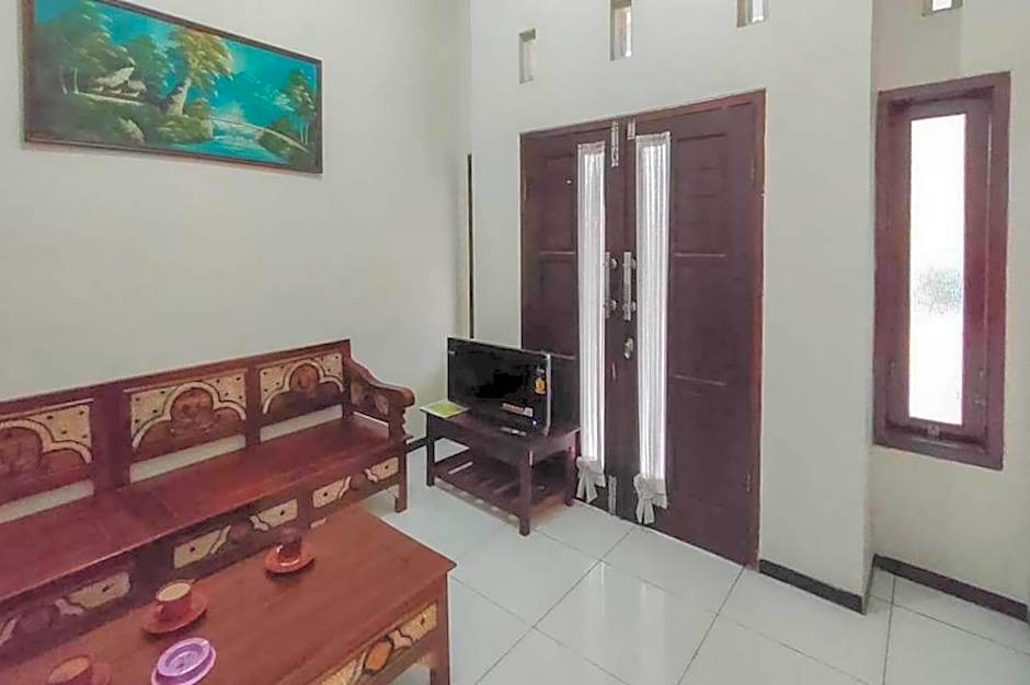 Villa Ghazani 4 at Desa Wisata Songgokerto – Batu, MO