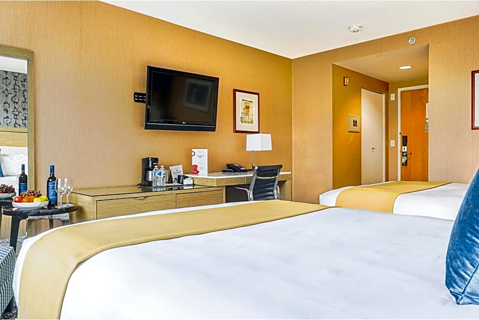 Executive Plaza Hotel Coquitlam