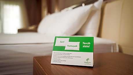 King Suite with Jetted Tub