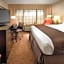 DoubleTree By Hilton Hotel Dulles Airport-Sterling